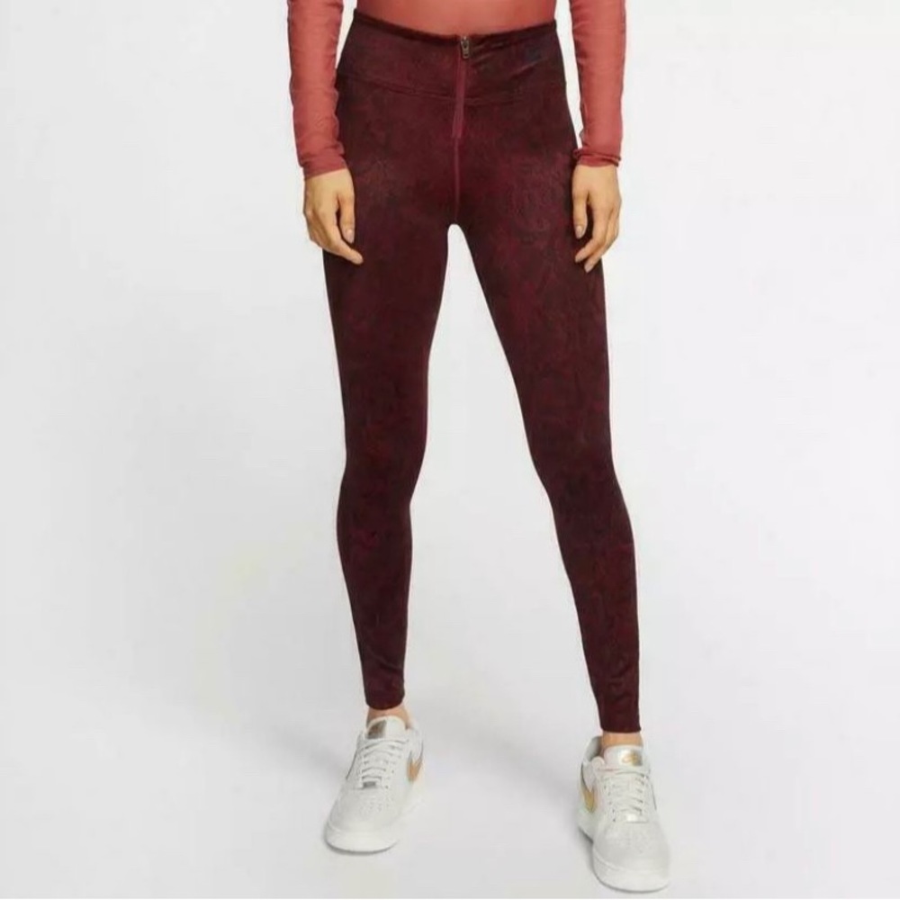 Nike Python Leggings sz M
